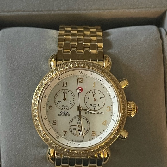 Michele CSX gold with diamonds in the bezel - Picture 8 of 16